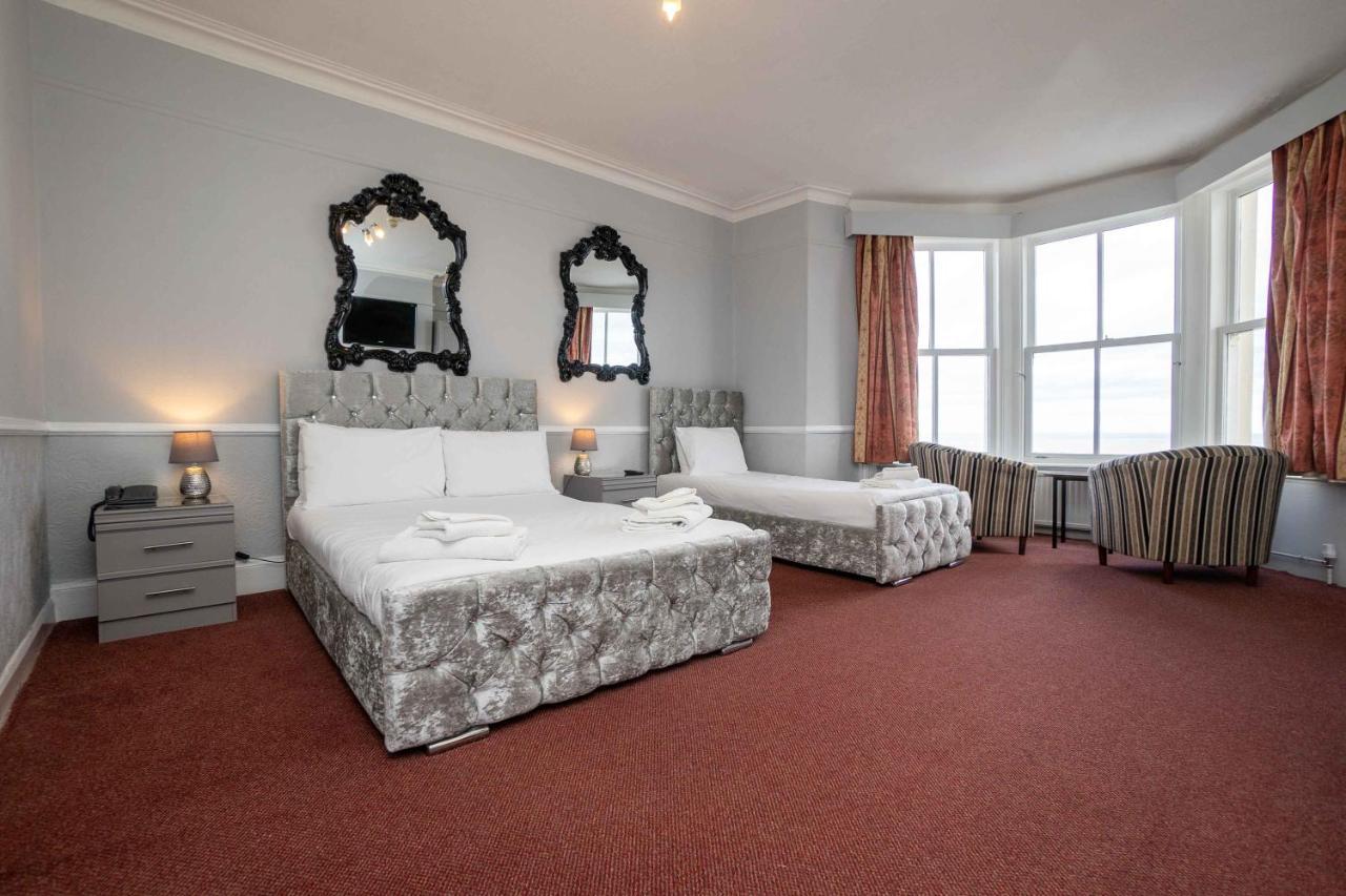 Delmont Hotel Скарборо Экстерьер фото